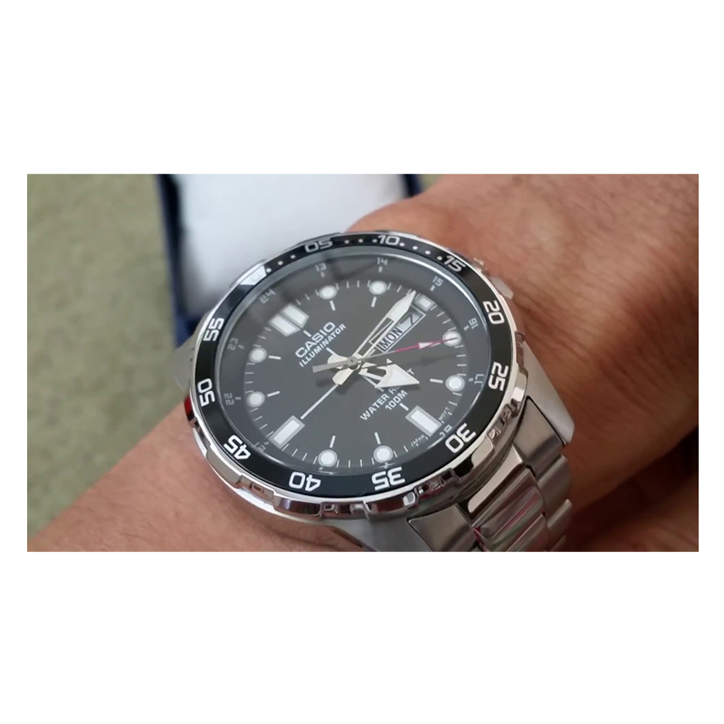 Casio Standard Day Date Chain Watch MTD-1079D-1AVDF