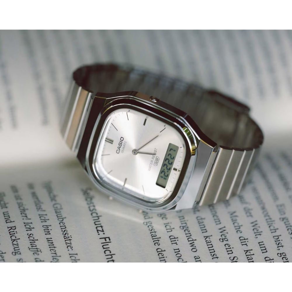 WW3125 Casio Vintage Dual Time Chain Watch AQ-240E-7ADF Casio