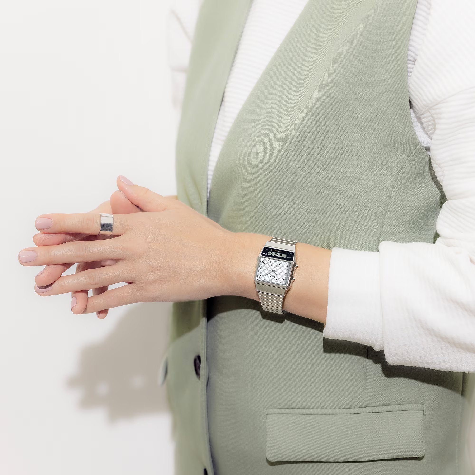 Casio Vintage Dual Time Silver Chain Watch AQ-800E-7ADF