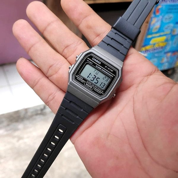 Casio F-91WM-1BDF Vintage Digital Unisex Resin Watch
