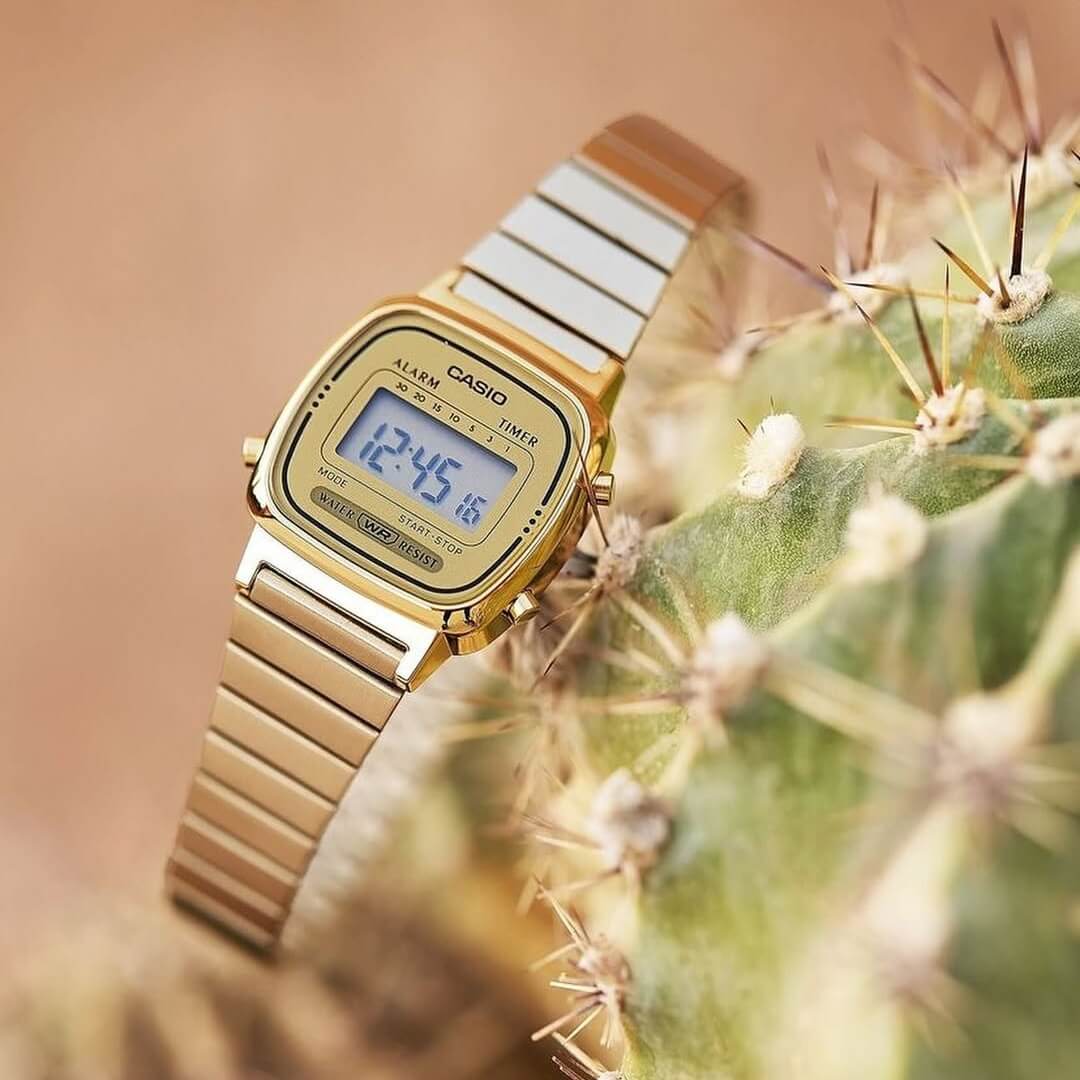Casio Vintage Digital Golden Ladies Chain Watch LA670WGA-9DF