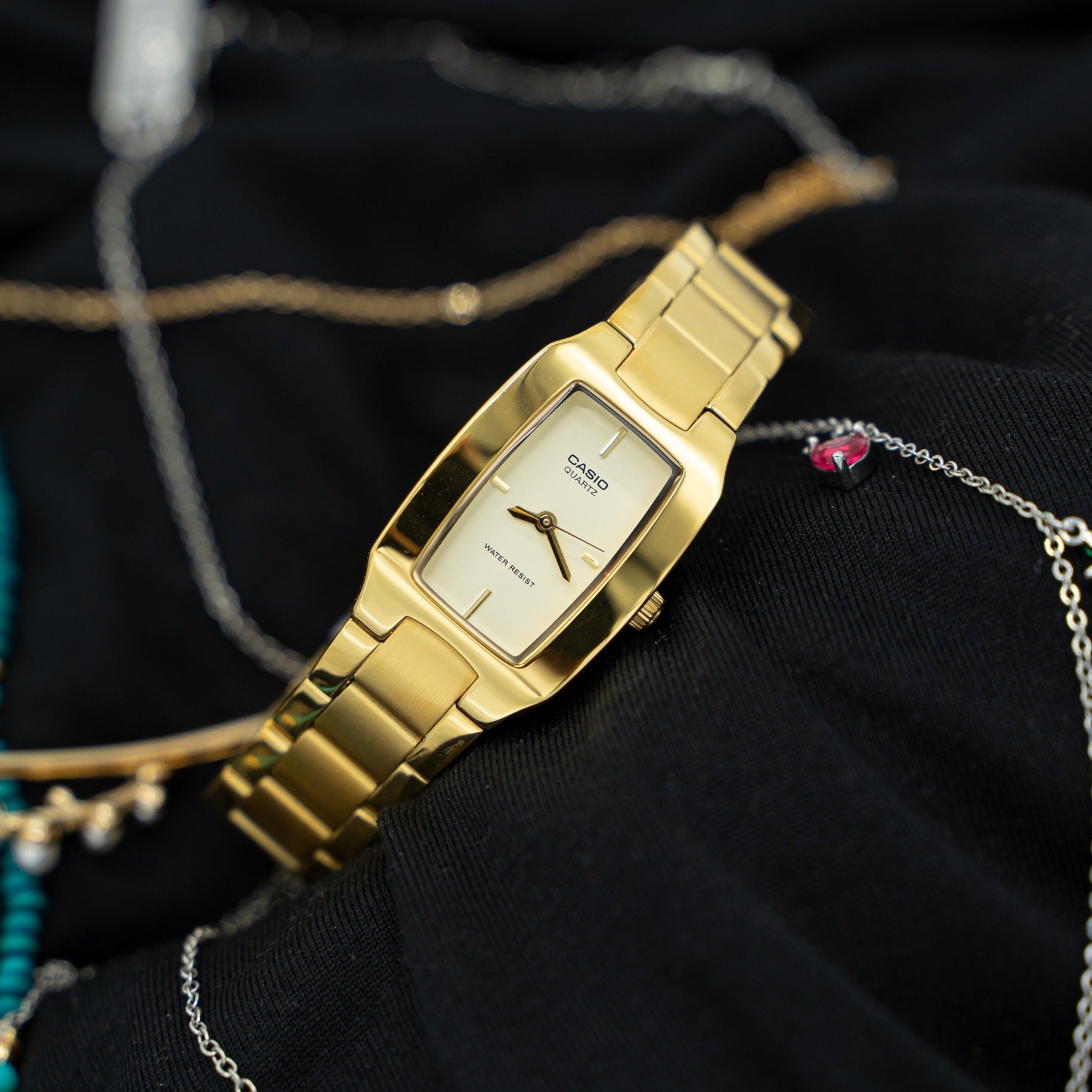 Casio Standard Golden Ladies Chain Watch LTP-1165N-9CRDF