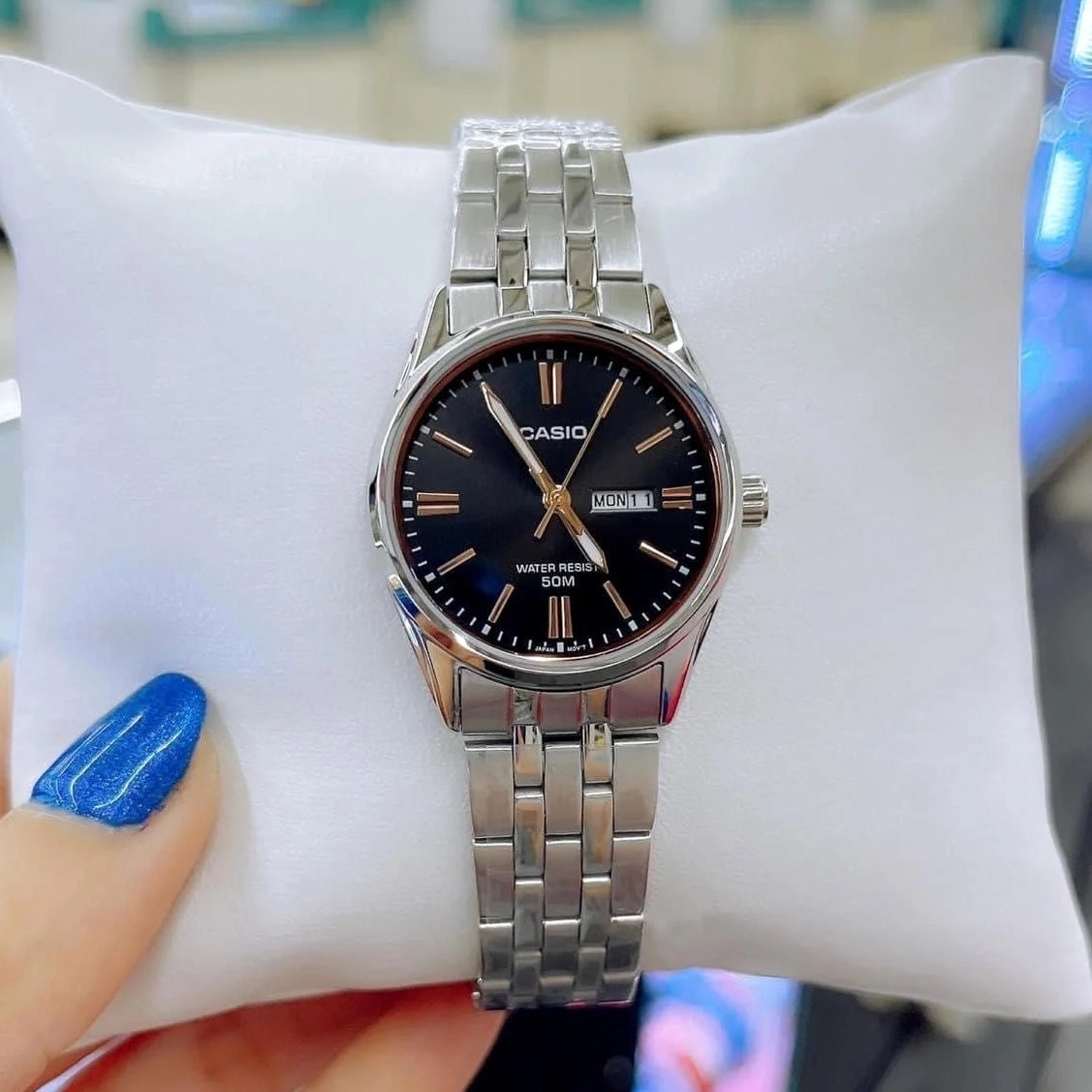 Casio Enticer Day Date Ladies Chain Watch LTP-1335D-1A2VDF