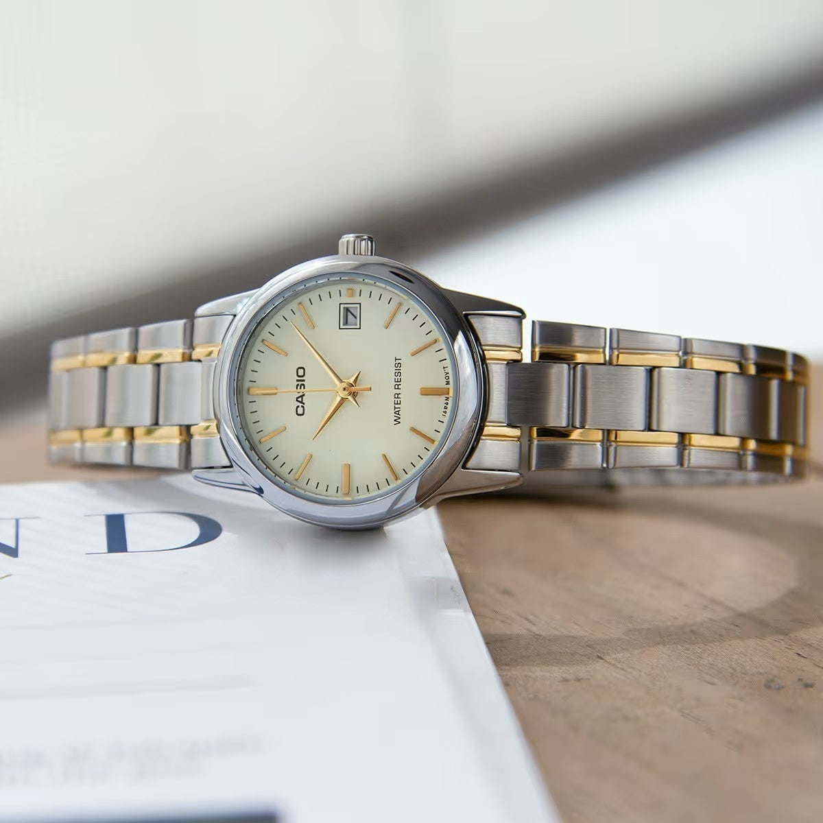 Casio Standard Date Ladies Chain Watch LTP-V002SG-9AUDF