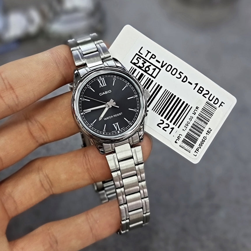 Casio Standard Ladies Chain Watch LTP-V005D-1B2UDF