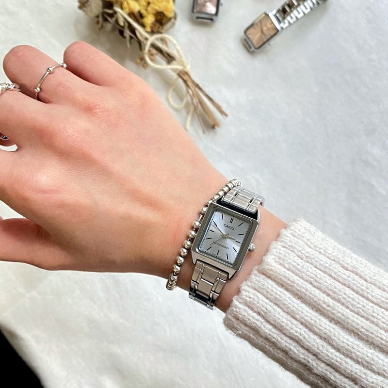 Casio Standard Ladies Chain Watch LTP-V007D-2EUDF