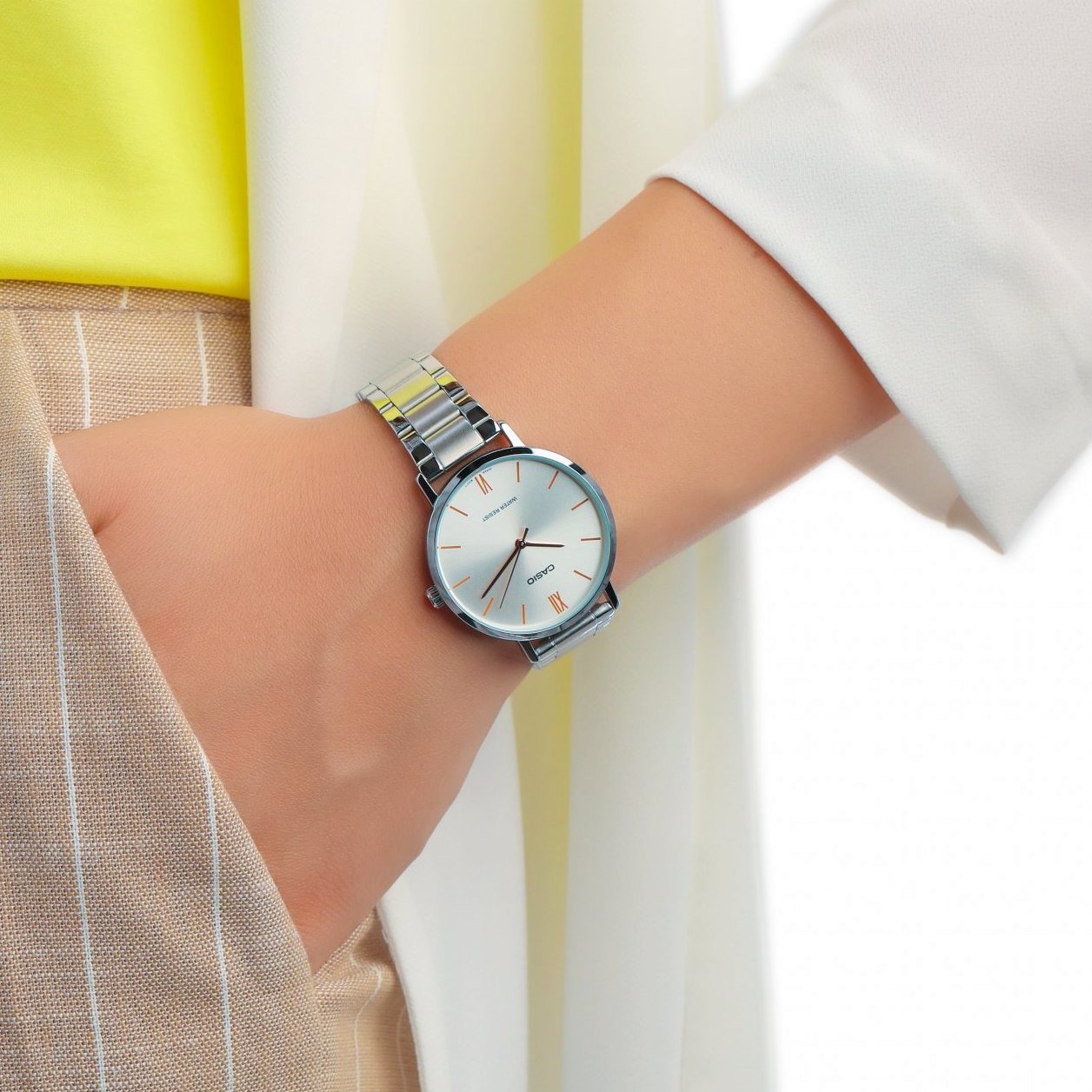 Casio Standard Ladies Chain Watch LTP-VT01D-7BUDF