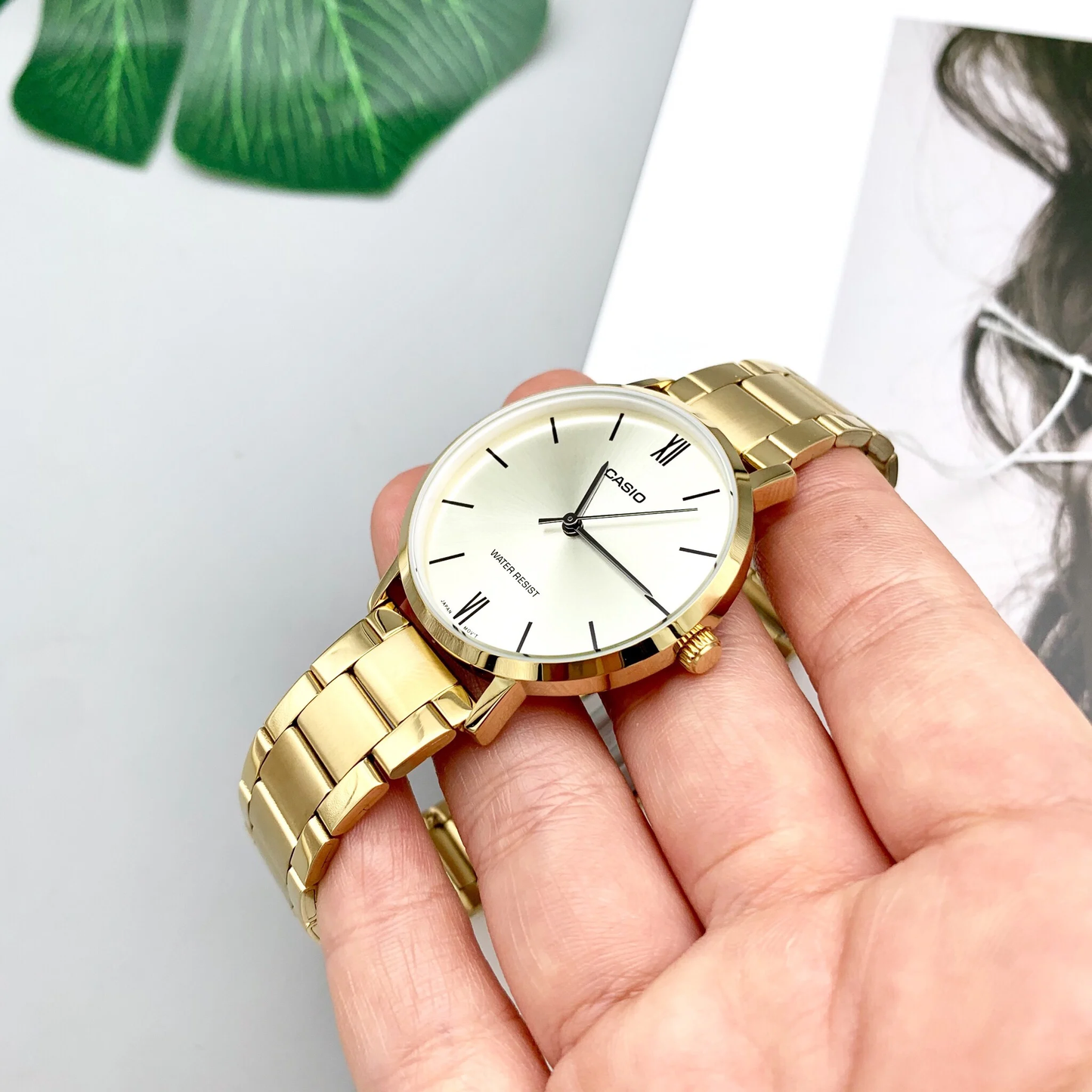 Casio Standard Golden Ladies Chain Watch LTP-VT01G-9BUDF