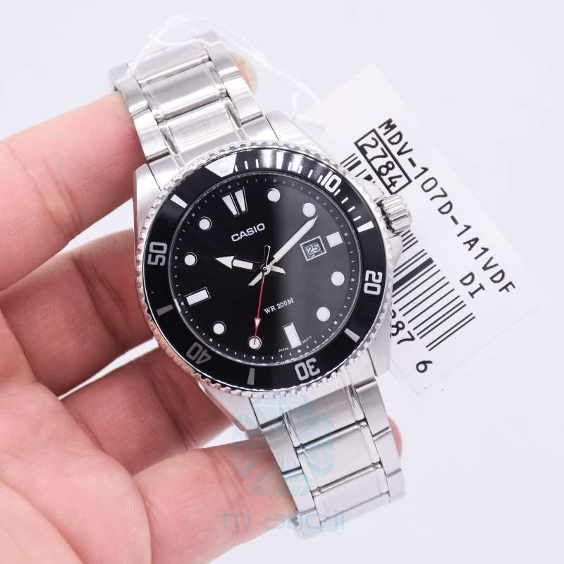 Casio Standard Duro Date Chain Watch MDV-107D-1A1VDF