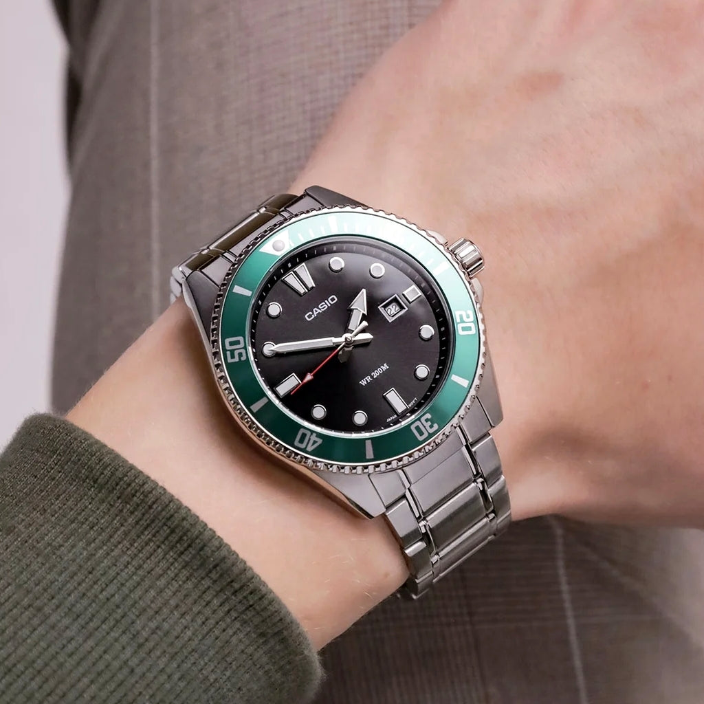 Casio Standard Duro Date Chain Watch MDV-107D-3AVDF