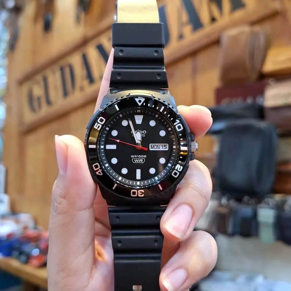 Casio Standard Day Date Resin Belt Watch MRW-230H-1E1VDF