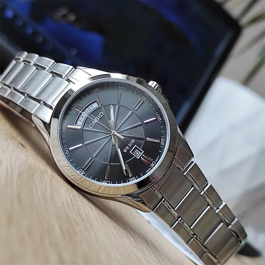 WW3138 Casio Enticer Day Date Chain Watch MTP-1381D-8AVDF Casio