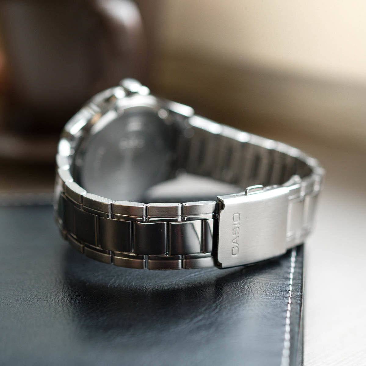 Casio Enticer Day Date Stainless Steel Chain Watch MTP-1384D-2AVDF