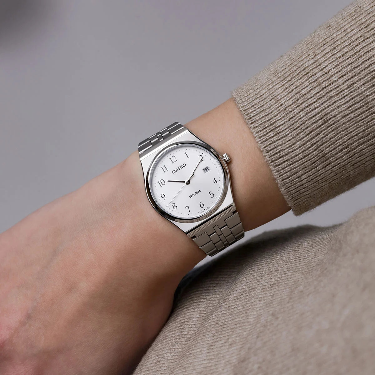 Casio Standard Date Chain Watch MTP-B145D-7BVDF