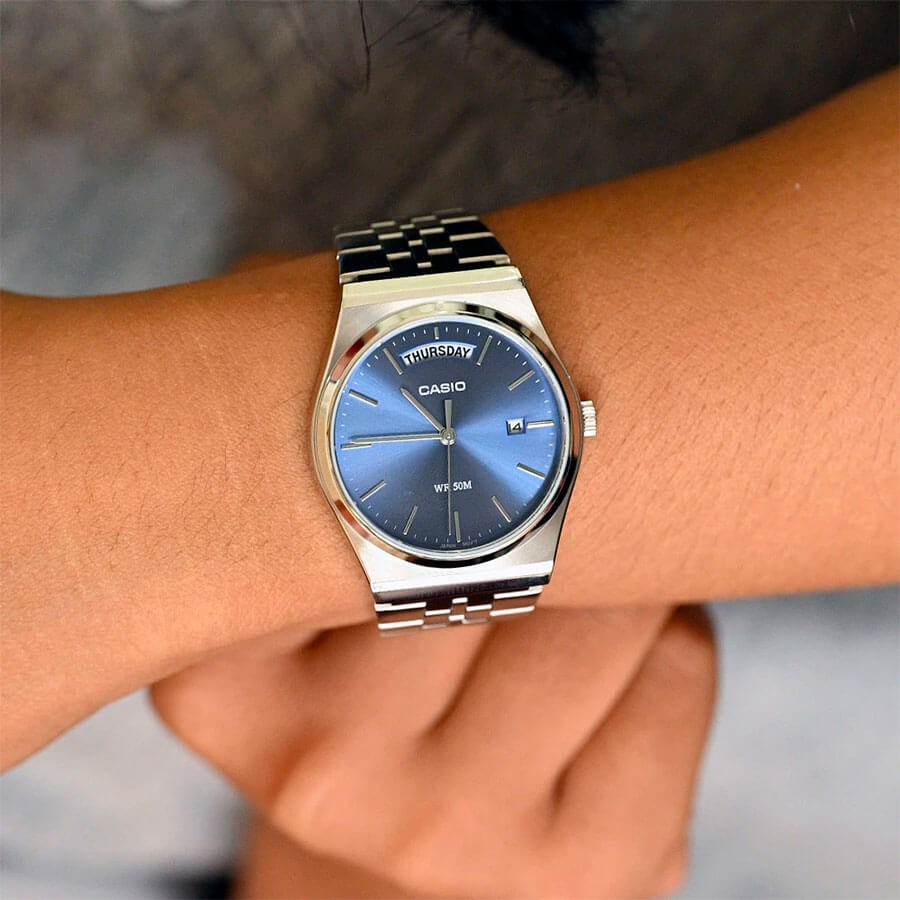 Casio Standard Day Date Chain Watch MTP-B146D-2AVDF