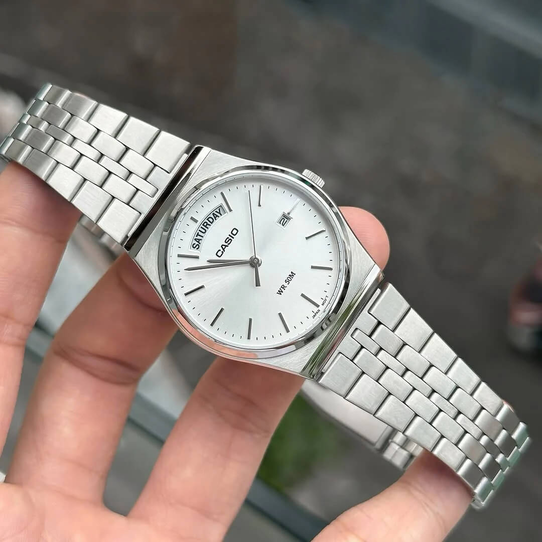 Casio Standard Day Date Chain Watch MTP-B146D-7AVDF