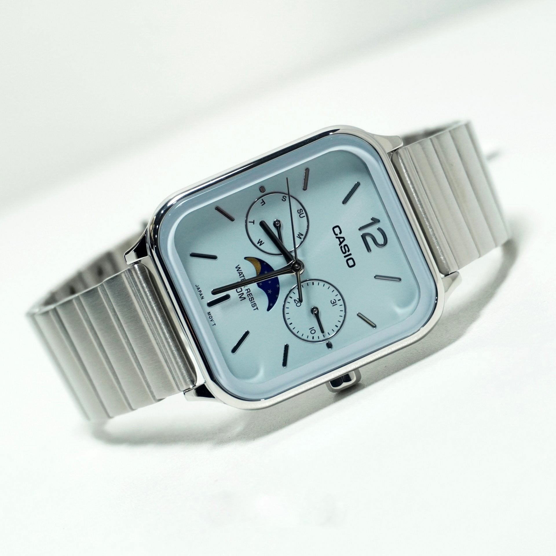 Casio Standard Moon Phase Day Date Chain Watch MTP-M305D-2AVDF