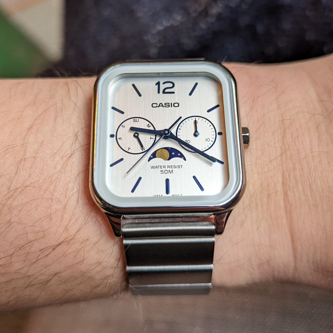 Casio Standard Moon Phase Day Date Chain Watch MTP-M305D-7AVDF