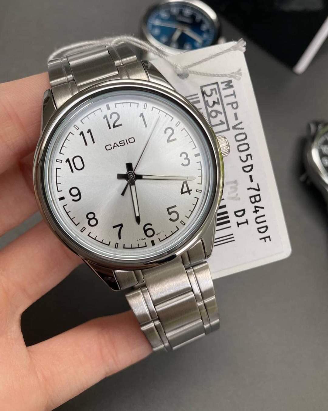 Casio Standard Chain Watch MTP-V005D-7B4UDF