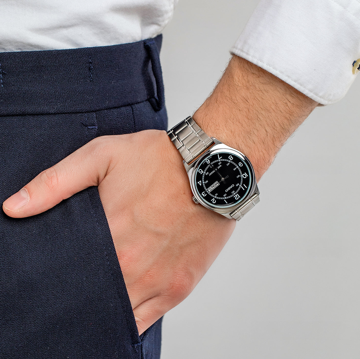 Casio Standard Day Date Silver Chain Watch MTP-V006D-1B2UDF