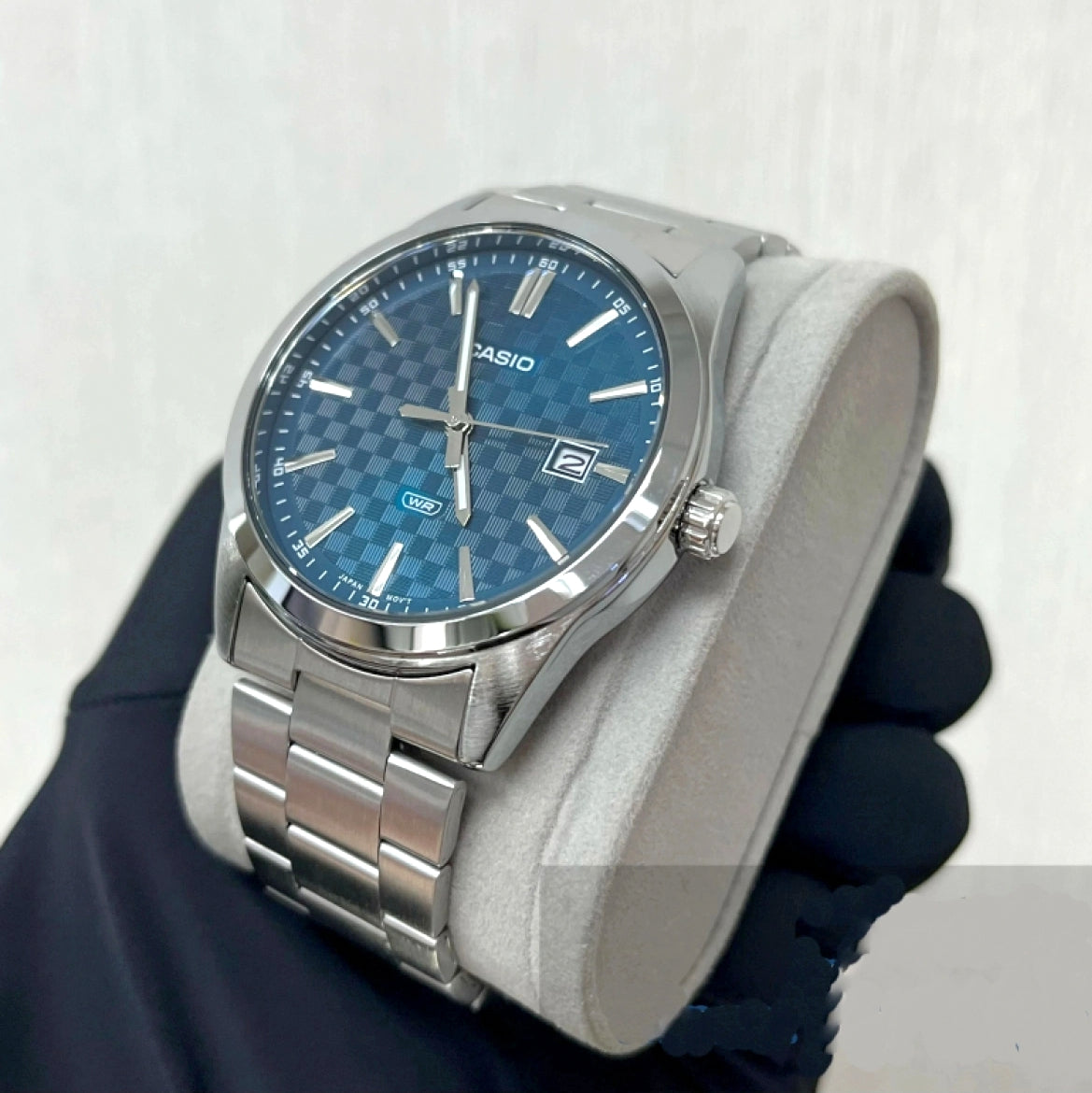 Casio Standard Date Chain Watch MTP-VD03D-2A2UDF