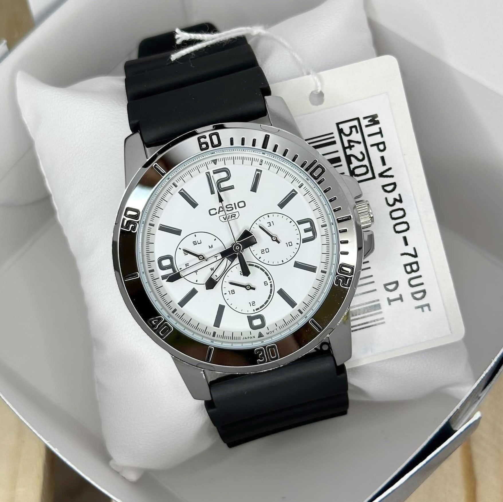 Casio Enticer Multifunction Resin Belt Watch MTP-VD300-7BUDF