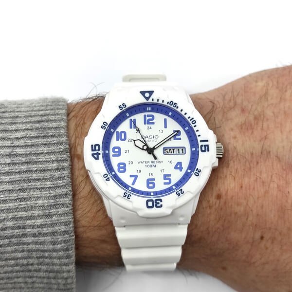 Casio Youth Analog Watch - MRW-200HC-7B2VDF, Resin Band, White CASIO
